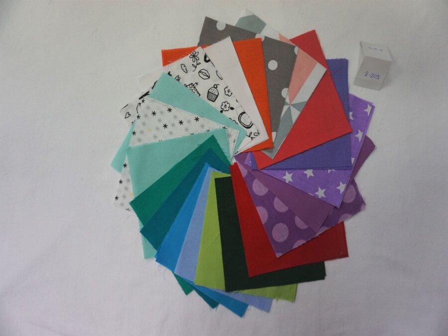 Charm pack 209, pre-cut υφάσματα για patchwork/quilting, σετ 40 τεμαχίων